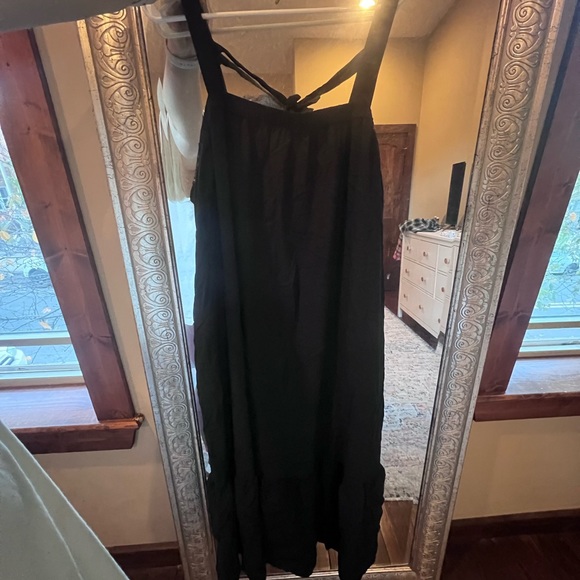 Old Navy Dress a/ Tie Back - Picture 1 of 1